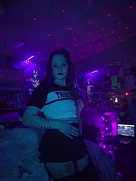 Snapshot of GemmaJustice1127 chatting on 01/18/26, 08:29 GemmaJustice1127 online show from 01/18/26, 08:29