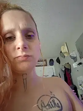Snapshot of GemmaJustice1127 chatting on 05/24/26, 02:33 GemmaJustice1127 online show from 05/24/26, 02:33