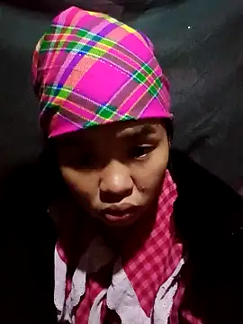 Snapshot of Mabel-122 chatting on 11/07/25, 01:27 Mabel-122 online show from 11/07/25, 01:27