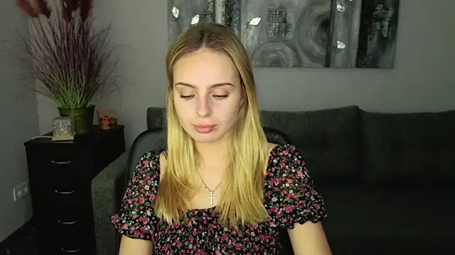 Tina Jonesi online show from 11/08/25, 06:35