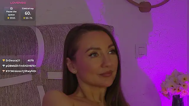 Snapshot of Eva_Devine chatting on 03/06/26, 06:37 Eva Devine online show from 03/06/26, 06:37