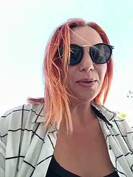 Snapshot of pervimilf chatting on 06/19/26, 09:35 pervimilf online show from 06/19/26, 09:35