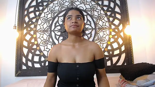 Snapshot of Candy_lop chatting on 11/06/25, 03:24 Candy lop online show from 11/06/25, 03:24