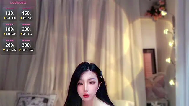 Snapshot of Lala-Baobei chatting on 05/23/26, 12:05 Lala-Baobei online show from 05/23/26, 12:05