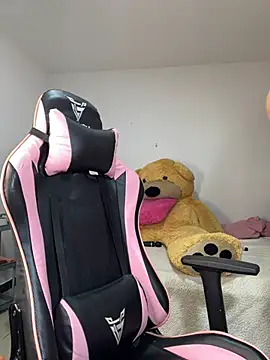 sweetmuslim01 online show from 02/23/25, 11:36