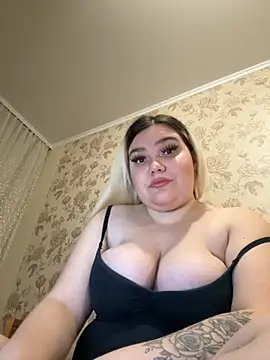 Snapshot of barbs_boobs chatting on 11/07/25, 03:34 barbs boobs online show from 11/07/25, 03:34