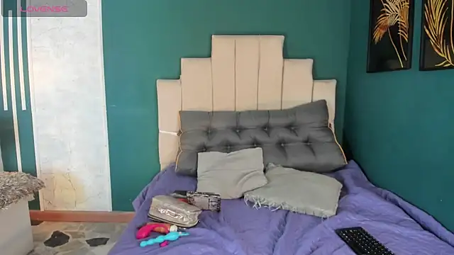 AliceMadnes online show from 01/07/26, 01:19