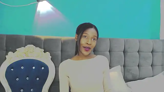 Snapshot of Aliis_Love chatting on 11/23/25, 11:59 Aliis Love online show from 11/23/25, 11:59