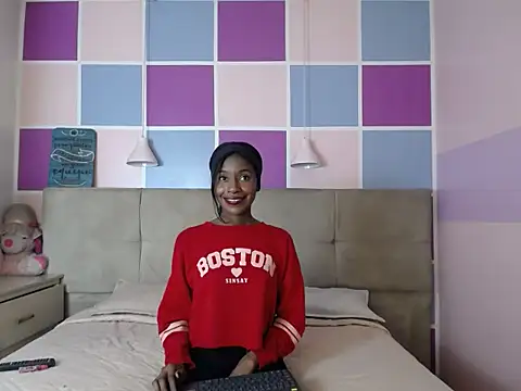 Snapshot of Aliis_Love chatting on 12/05/25, 09:29 Aliis Love online show from 12/05/25, 09:29