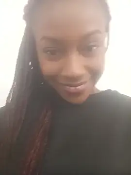 Snapshot of Aliis_Love chatting on 01/16/26, 03:27 Aliis Love online show from 01/16/26, 03:27