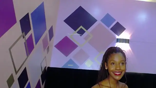 Snapshot of Aliis_Love chatting on 02/08/26, 01:14 Aliis Love online show from 02/08/26, 01:14