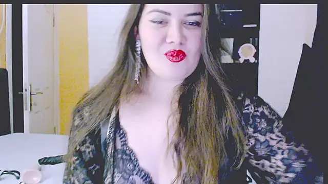 Snapshot of _bade_tasci_ chatting on 11/13/25, 09:36 bade tasci online show from 11/13/25, 09:36