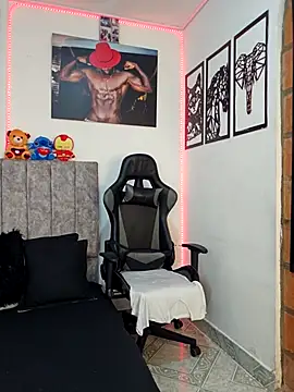 Snapshot of MIKE_KILIANjs chatting on 12/02/25, 06:03 MIKE KILIANjs online show from 12/02/25, 06:03