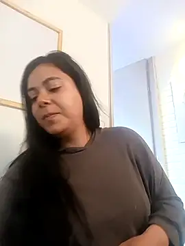 LorieFerrer online show from 02/04/25, 02:10