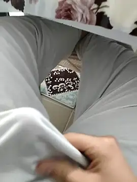 Snapshot of Ahmettutuk183 chatting on 11/07/25, 09:15 Ahmettutuk183 online show from 11/07/25, 09:15