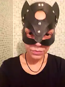 Emma Conti  online show from 11/17/25, 03:51