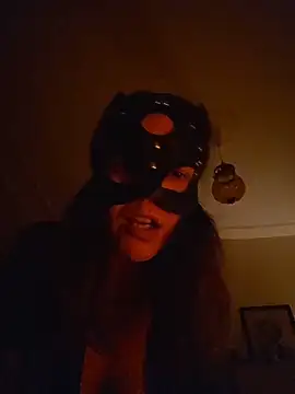 Emma Conti  online show from 11/18/25, 09:08