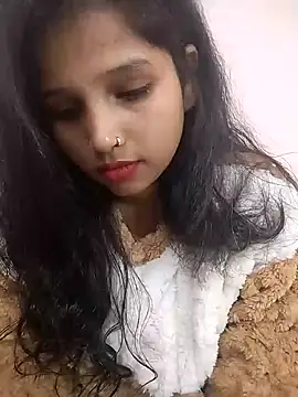 Sexy Divya   online show from 12/14/25, 05:57