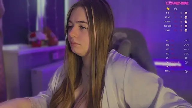 Snapshot of AmeliaMiles chatting on 02/15/26, 07:51 AmeliaMiles online show from 02/15/26, 07:51