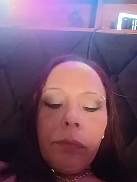 nikkibae33 online show from 06/18/26, 01:50