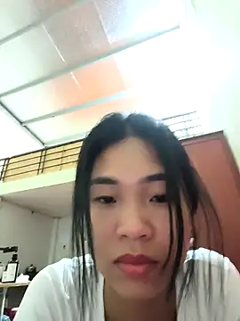 Lynly k2 online show from 04/29/26, 12:09