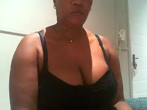 Snapshot of DustyLucy02 chatting on 01/10/26, 04:31 DustyLucy02 online show from 01/10/26, 04:31