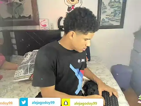 JUANBIGCOCK21CM online show from 11/27/25, 12:40