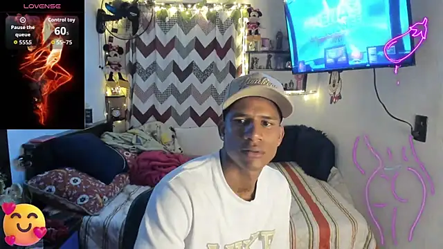 Snapshot of JUANBIGCOCK21CM chatting on 03/09/26, 03:10 JUANBIGCOCK21CM online show from 03/09/26, 03:10