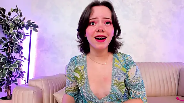 AnnaTylor online show from 12/02/25, 12:32