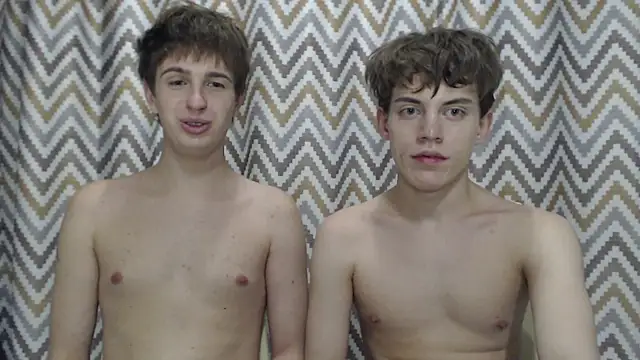 Snapshot of hornybadbunny chatting on 11/08/25, 11:47 hornybadbunny online show from 11/08/25, 11:47