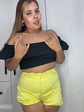 Snapshot of MelodySanz chatting on 04/03/26, 05:05 MelodySanz online show from 04/03/26, 05:05