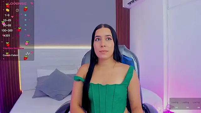 Snapshot of Amy_Leah chatting on 12/01/25, 08:25 Amy Leah online show from 12/01/25, 08:25