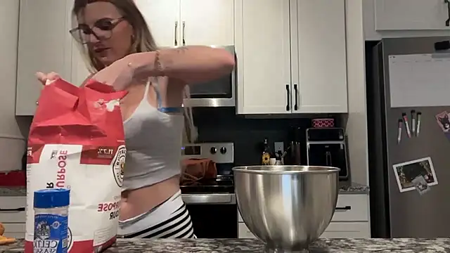 Snapshot of RosieCheeks_ chatting on 02/23/26, 05:43 RosieCheeks online show from 02/23/26, 05:43