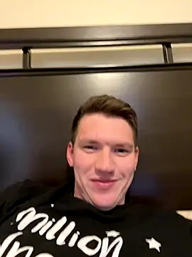 Snapshot of dakota1998x chatting on 11/10/25, 07:35 dakota1998x online show from 11/10/25, 07:35