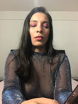 Vianca Costt online show from 05/01/26, 04:06