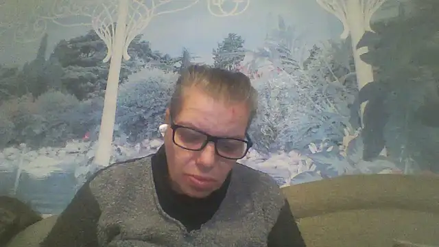 Snapshot of Avery3452 chatting on 11/08/25, 07:41 Avery3452 online show from 11/08/25, 07:41