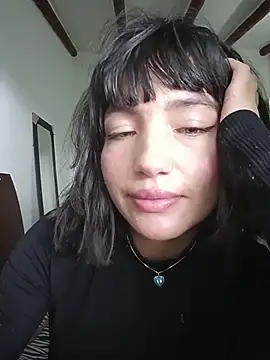 Luna juicy online show from 12/04/25, 07:55