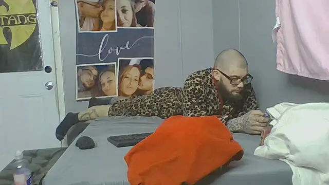 Snapshot of trickydickydaddy chatting on 01/09/26, 06:16 trickydickydaddy online show from 01/09/26, 06:16