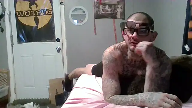 Snapshot of trickydickydaddy chatting on 02/27/26, 08:25 trickydickydaddy online show from 02/27/26, 08:25