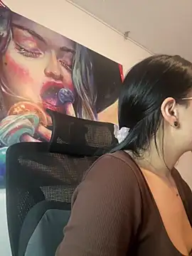 Snapshot of SCARLETT_INK_ chatting on 04/18/26, 10:21 SCARLETT INK online show from 04/18/26, 10:21