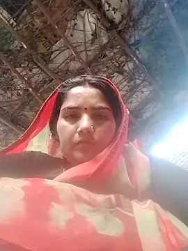 Snapshot of Seema_ji12 chatting on 04/08/26, 01:16 Seema ji12 online show from 04/08/26, 01:16