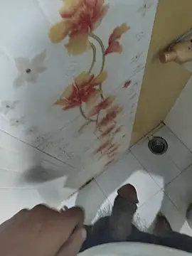 Snapshot of kapd54 chatting on 12/16/25, 09:36 kapd54 online show from 12/16/25, 09:36