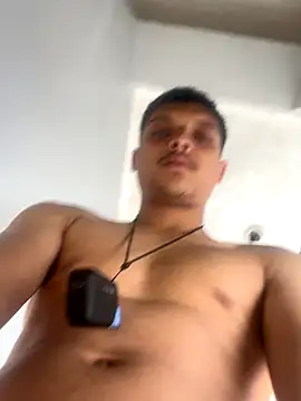 Jockeyn online show from 12/14/25, 02:44