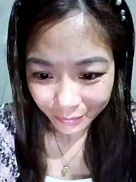 Lyla john online show from 03/09/26, 12:42