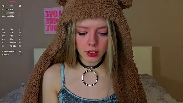 TiffinyMergist online show from 01/18/26, 07:17