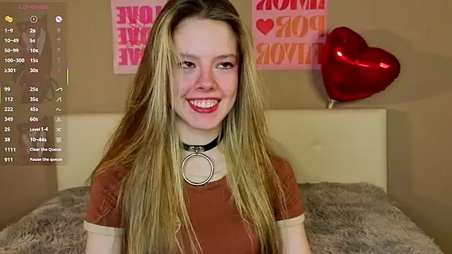 TiffinyMergist online show from 02/18/26, 08:27