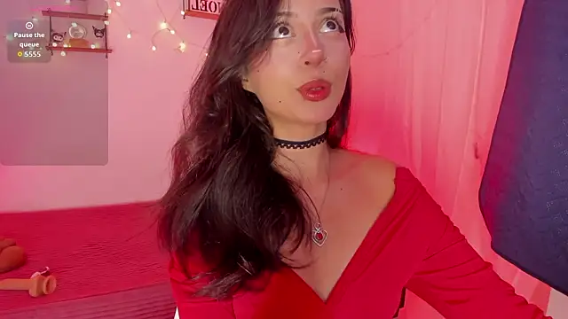 Tamara Aluna  online show from 02/14/26, 07:10