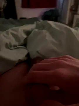 Snapshot of groschibre40100 chatting on 11/17/25, 11:27 groschibre40100 online show from 11/17/25, 11:27