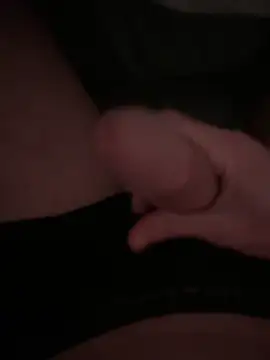 Snapshot of groschibre40100 chatting on 11/24/25, 08:52 groschibre40100 online show from 11/24/25, 08:52