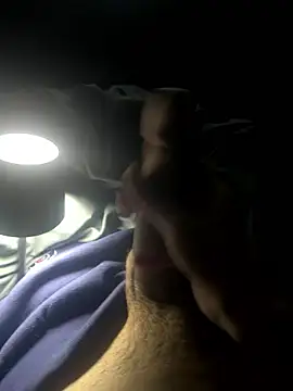 Snapshot of groschibre40100 chatting on 01/11/26, 12:26 groschibre40100 online show from 01/11/26, 12:26